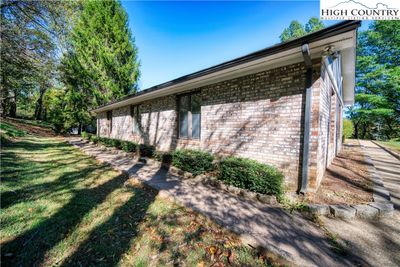 3209 Us Hwy 221, House other with 4 bedrooms, 2 bathrooms and null parking in Jefferson NC | Image 3