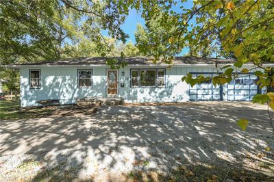 View of ranch-style home | Image 1