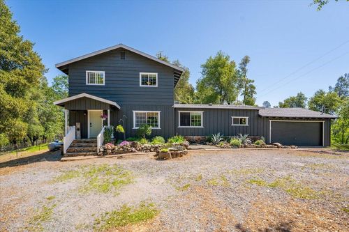 13750 Dusty Oaks Trl, Bella Vista, CA, 96008-9729 | Card Image