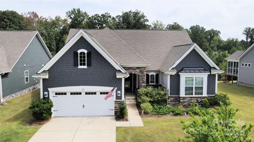 121 Van Gogh Trl, Mount Holly, NC, 28120-9356 | Card Image