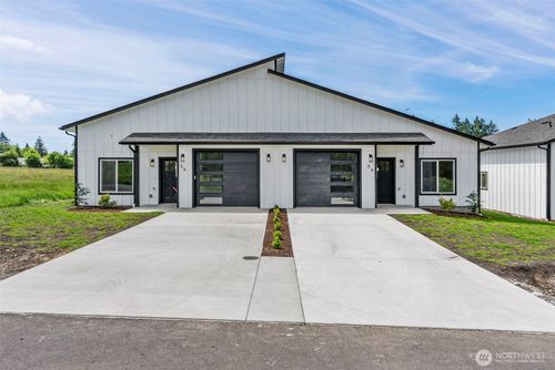 a-5 Anchor Way, Cathlamet, WA, 98612-8907 | Card Image