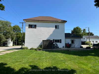 7356 Arkona Rd, House other with 3 bedrooms, 1 bathrooms and 7 parking in Lambton Shores ON | Image 3