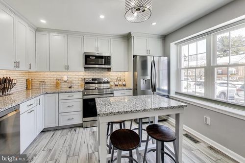 35 Wellspring Cir, OWINGS MILLS, MD, 21117-5405 | Card Image