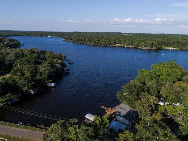 365 acre spring fed Callender Lake | Image 37