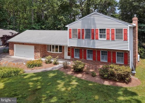 700 N Holly Dr, ANNAPOLIS, MD, 21409-5516 | Card Image