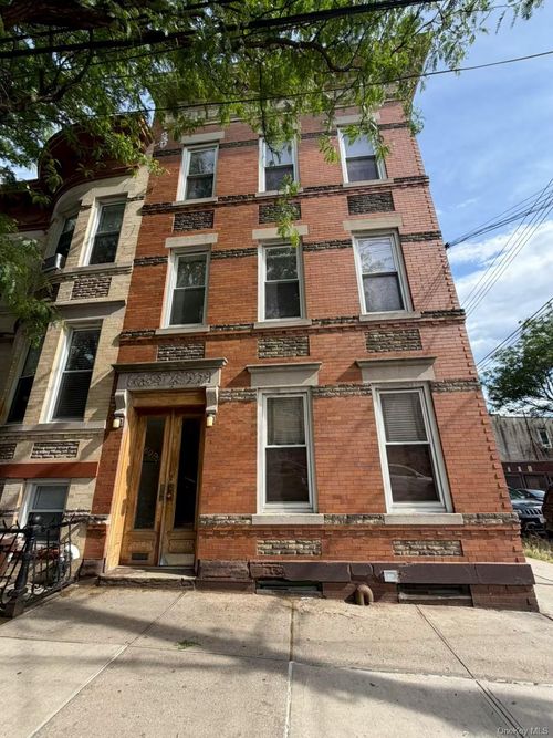6050 Putnam Avenue, New York, NY, 11385 | Card Image