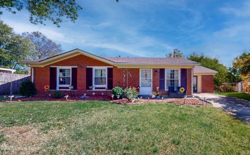 6807 Lake Elkhorn Ct, Louisville, KY, 40291-3027 | Card Image