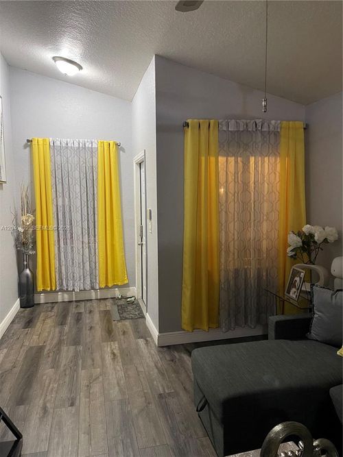 7805 Simms St, Hollywood, FL, 33024-2539 | Card Image