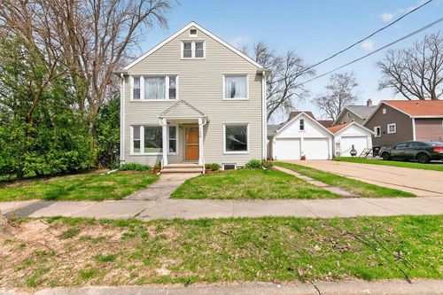 106 W Parkway Boulevard, APPLETON, WI, 54911 | Card Image