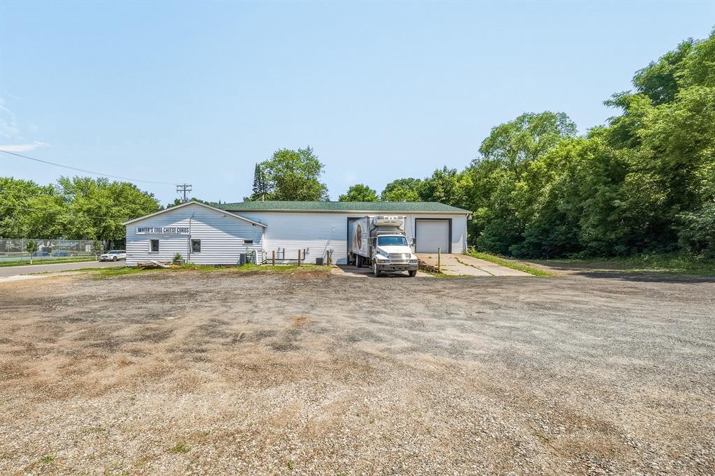 15 E Walnut St, Chippewa Falls, WI 54729