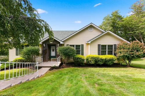 404 Cedar Ln, Morgantown, WV, 26508-4892 | Card Image