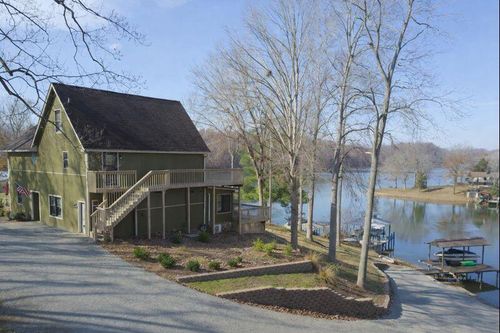 290 Winding Way, Union Hall, VA, 24176-3857 | Card Image