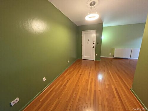 c502-32 91st St, East Elmhurst, NY, 11369-2360 | Card Image