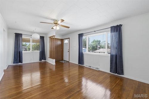 719 Mineral St, Potosi, MO, 63664-2205 | Card Image