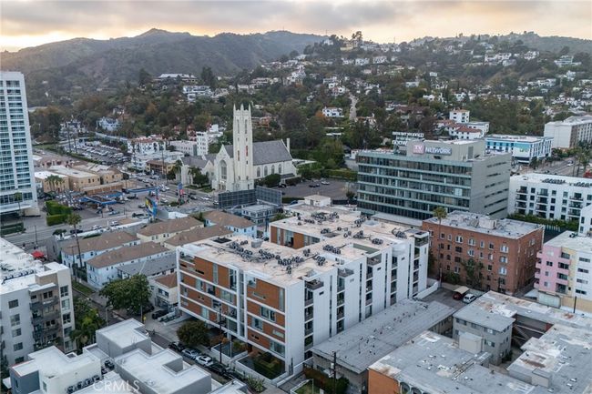 UNIT-404 - 6735 Yucca St, Condo with 2 bedrooms, 3 bathrooms and 2 parking in Hollywood CA | Image 54