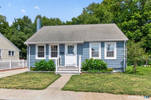 20 Woodrow Ave, Norwich, CT, 06360-2213 | Card Image