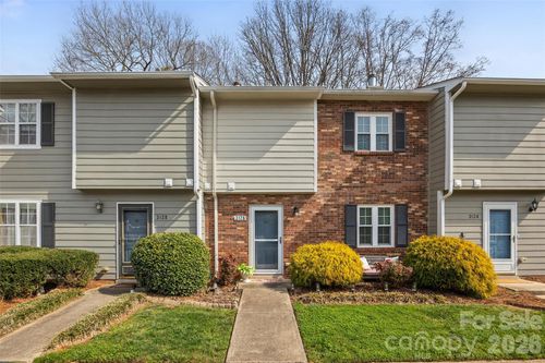 3126 Heathstead Pl, Charlotte, NC, 28210-7132 | Card Image