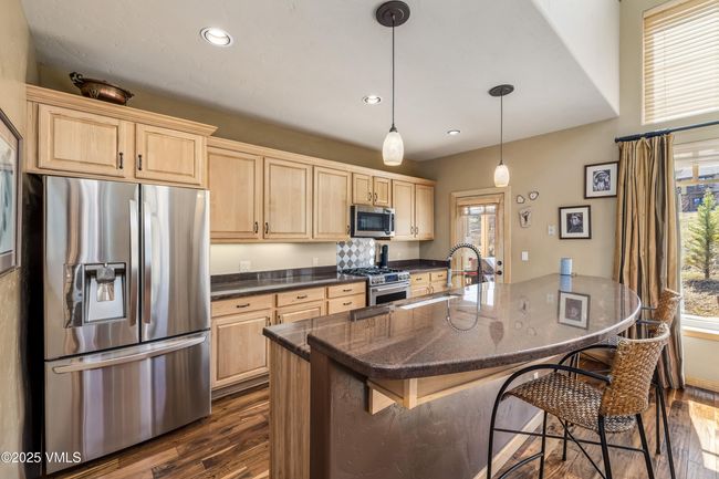 111 E Double Hitch, House other with 5 bedrooms, 6 bathrooms and null parking in Eagle CO | Image 5