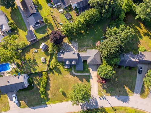 26 Lois St, Rochester, NH, 03867-1008 | Card Image
