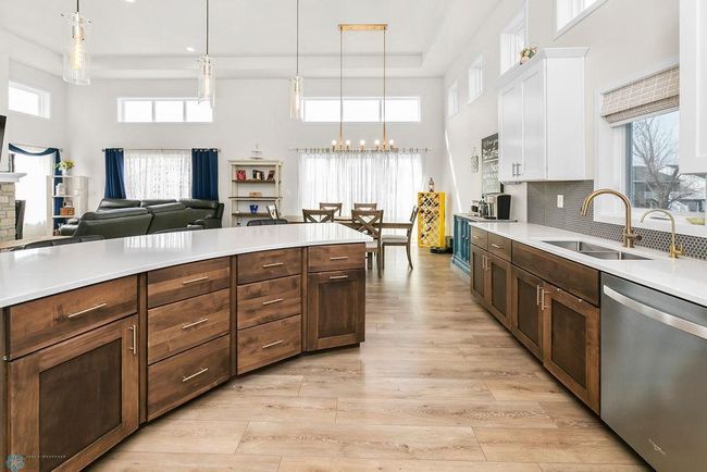 Kitchen | Image 10
