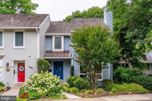 2020 Chadds Ford Dr, RESTON, VA, 20191-4010 | Card Image
