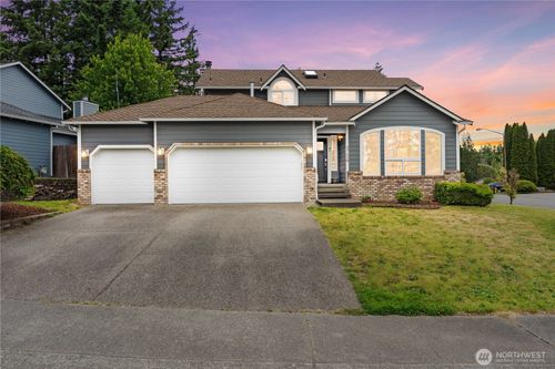 27628 221st Avenue Se, Maple Valley, WA, 98038 | Card Image
