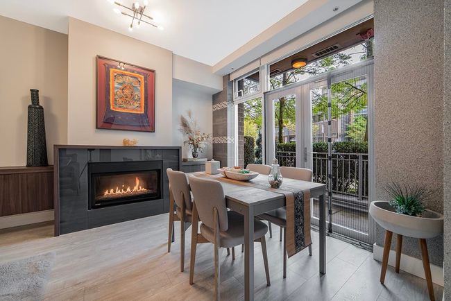 1683 W 8 Th Avenue, Townhouse with 3 bedrooms, 2 bathrooms and 2 parking in Vancouver BC | Image 5
