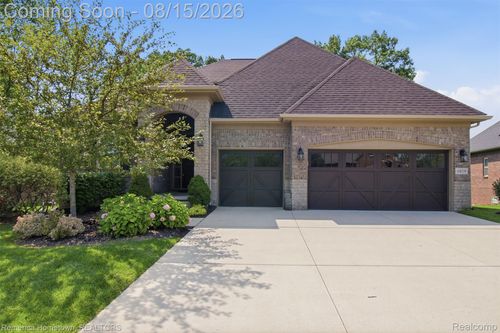 6819 Heirloom Cir, West Bloomfield, MI, 48322-4805 | Card Image