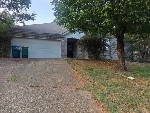 12512 Woodbury Drive, Little Rock, AR, 72211 | Card Image