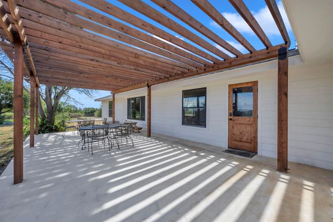 136 Valley View Cir, House other with 4 bedrooms, 3 bathrooms and null parking in Llano TX | Image 10