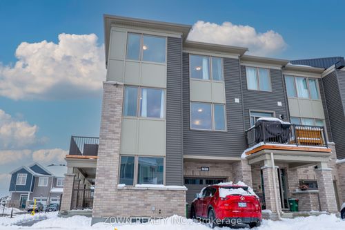 21 Stitch Mews, Richmond, ON, K0A2Z0 | Card Image