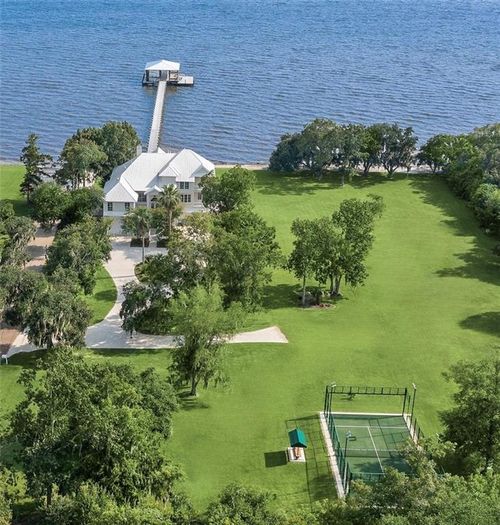 100 Mulberry Ave, Mandeville, LA, 70448-4542 | Card Image