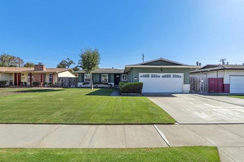 1350 Cherokee Dr, Salinas, CA, 93906-2633 | Card Image