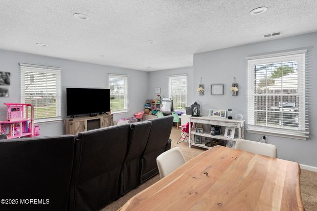 27 Schooners Sq, Condo with 2 bedrooms, 1 bathrooms and null parking in Freehold NJ | Image 14