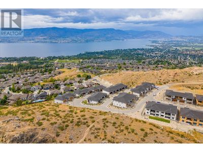 13 - 796 Kuipers Cres, Townhouse with 4 bedrooms, 3 bathrooms and 4 parking in Kelowna BC | Image 3