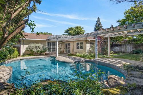 9184 Condesa Dr, Sacramento, CA, 95826-4509 | Card Image