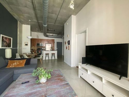 apt-2306-2001 Biscayne Blvd, Miami, FL, 33137-5018 | Card Image