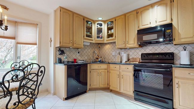 349 - 349 Green Rock, Condo with 2 bedrooms, 3 bathrooms and null parking in Shelton CT | Image 9
