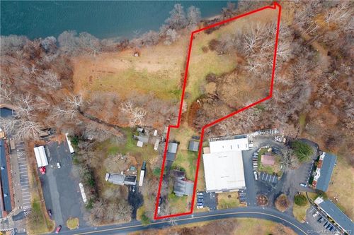 25 Pickett District Rd, New Milford, CT, 06776-4412 | Card Image