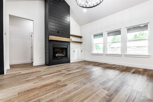 3113 E Noble Dr, Edmond, OK, 73034-8209 | Card Image