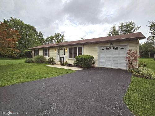 182 Seltzer Ave, COATESVILLE, PA, 19320-2300 | Card Image