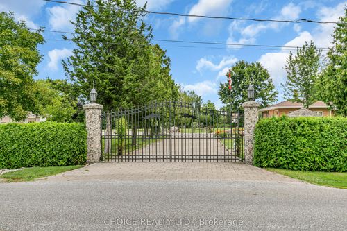 3656 Twelfth Concession, Tecumseh, ON, N8N0H9 | Card Image