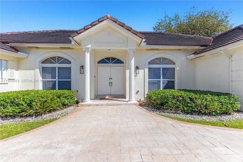 5253-5253 Nw 94th Doral Pl, Doral, FL, 33178-2018 | Card Image