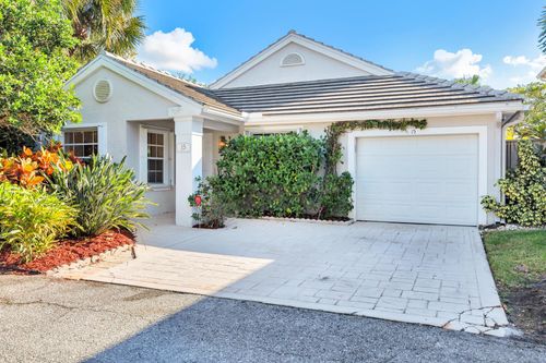 15 Commodore Pl, Palm Beach Gardens, FL, 33418-7196 | Card Image