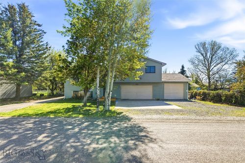 208 Elm Ln, Livingston, MT, 59047-9216 | Card Image