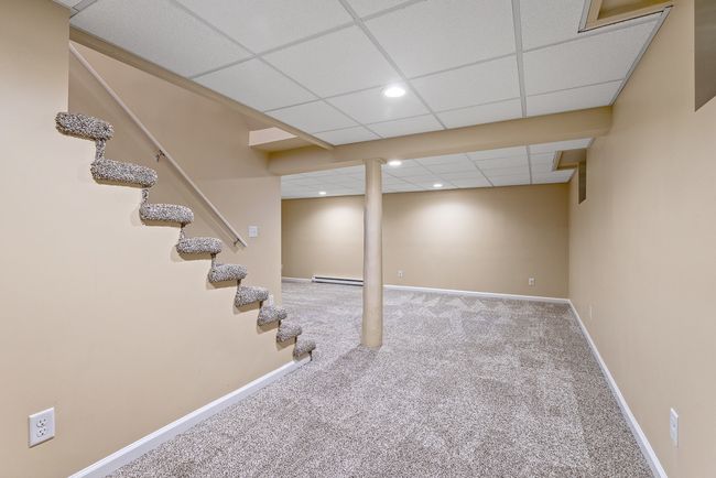 Rec Rm in Bsmnt | Image 26