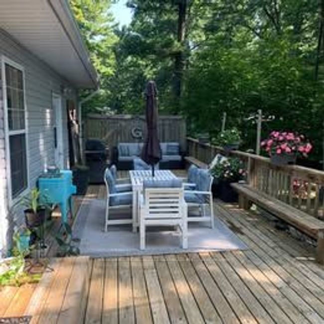 9885 Parkview Cres, House other with 4 bedrooms, 2 bathrooms and 6 parking in Grand Bend ON | Image 13