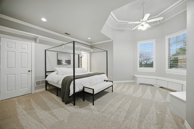 Bedroom #4 has gorgeous windows, trayed ceiling, bench built-ins plus ensuite bathroom! | Image 25