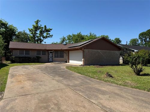 5218 Greylog Dr, Houston, TX, 77048-1729 | Card Image
