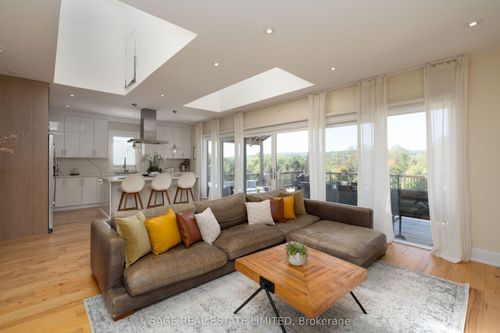 farmhouse-suite-15724 Hurontario St, Caledon Village, ON, L7C2C4 | Card Image